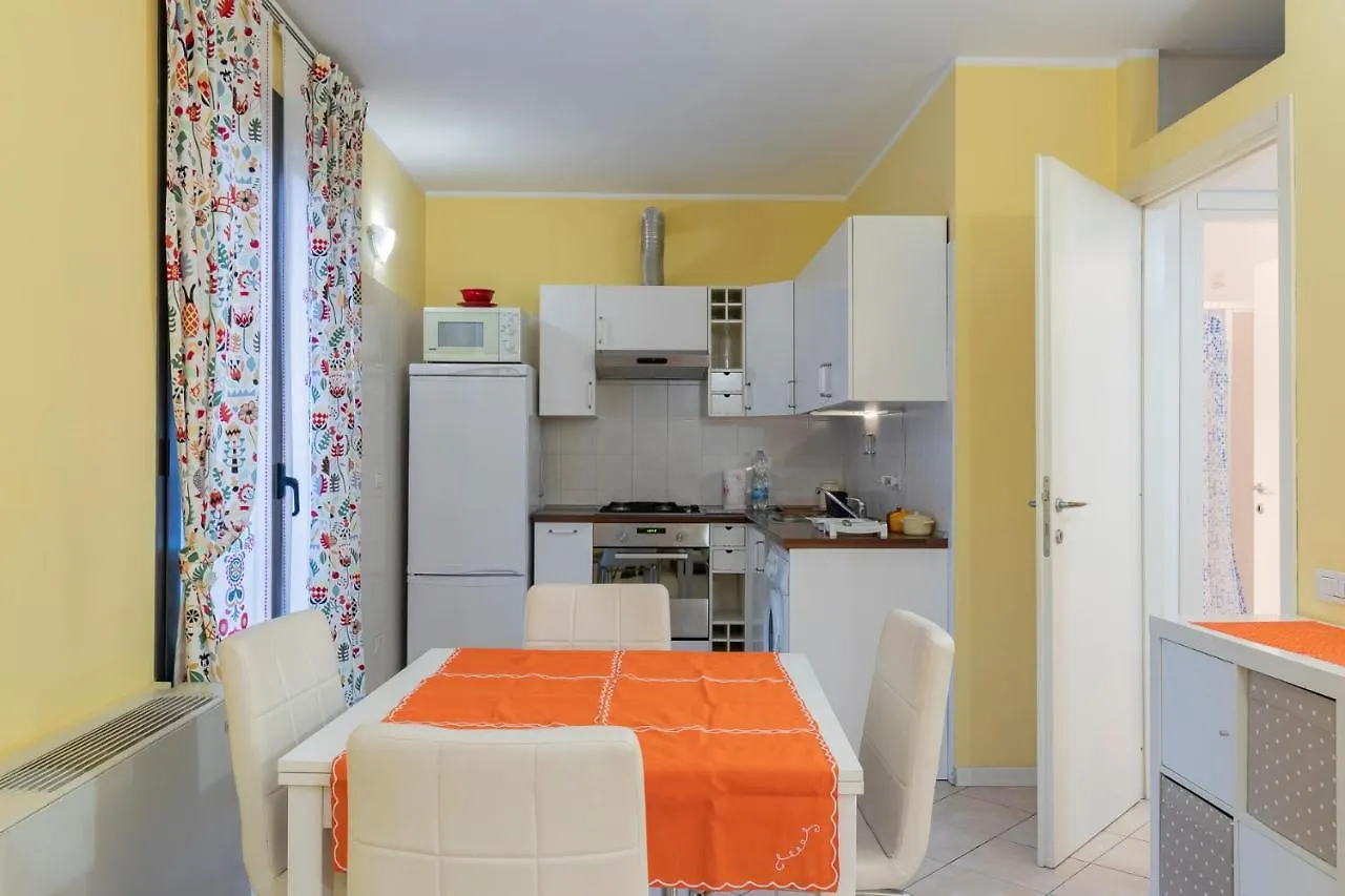 Big Apartment Salomone 51 Milán Italia
