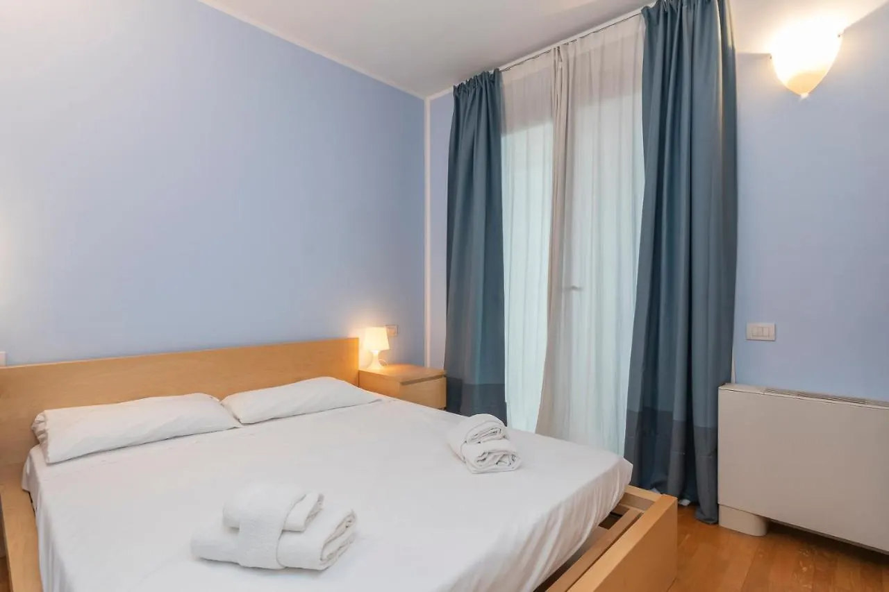 Big Apartment Salomone 51 Milan Italy